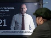 Bulgaria al voto oggi, Ue teme ascesa del controverso ex presidente Radev
