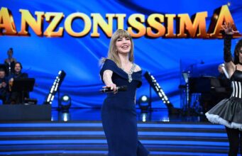 Canzonissima, oggi nuovo appuntamento: l’omaggio a Loretta Goggi