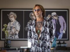 Checco Zalone arriva su Netflix con ‘Buen Camino’, l’annuncio con un video con tutti i suoi personaggi