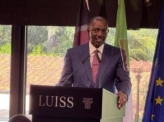 Clima, Ruto: “Shock climatici riducono Pil tra 3 e 5% ma Africa può guidare transizione energetica”