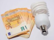 Decreto Bollette è legge, come funziona e a chi spetta il nuovo bonus di 115 euro