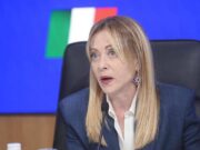 Energia, verso proroga più breve per taglio accise. Meloni: “Ue sia coraggiosa”