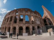 Far west dei biglietti del Colosseo, la denuncia delle guide turistiche contro il ‘secondary ticketing’