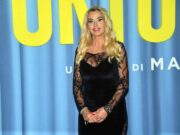 Gf Vip, problemi intestinali per Valeria Marini: panico e allarme virus