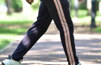 Il falso mito dei 10mila passi, camminare 15 minuti aiuta il cuore