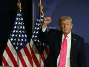 Iran riapre Hormuz, Trump mantiene il blocco navale: “Ci prendiamo l’uranio”. Teheran smentisce