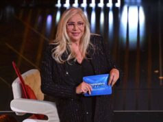 Mara Venier, costretta a riposo per problemi al menisco: cosa è successo