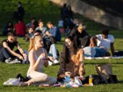 Meteo weekend quasi estivo, picchi fino a 28°C: poi cambia tutto