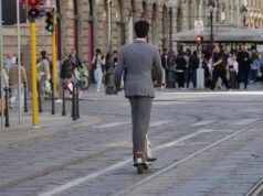 Monopattini elettrici, slitta al 16 luglio assicurazione obbligatoria: multe fino a 400 euro