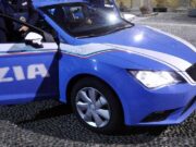 Rete antisemita e neonazista online, arrestato 19enne: chat chot e propaganda d’odio tra giovani e minorenni