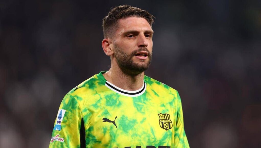 Rissa in Genoa-Sassuolo, Berardi ed Ellertsson espulsi: cos’è successo