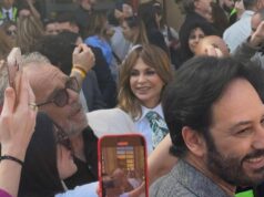 Tornano ‘I Cesaroni’, bagno di folla per il cast al teatro Palladium di Roma