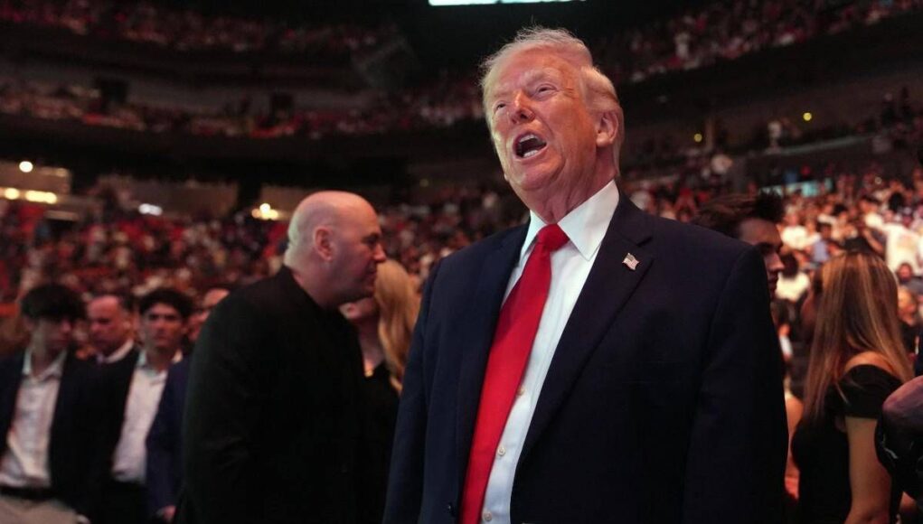 Trump, il nuovo piano: “Blocco subito lo Stretto di Hormuz”. Negoziati o attacco? I messaggi all’Iran