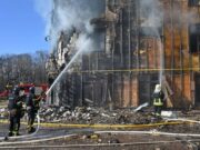 Ucraina, Zelensky denuncia: “Escalation di Pasqua, ecco la risposta della Russia alla proposta di tregua”