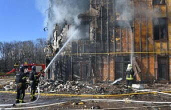 Ucraina, Zelensky denuncia: “Escalation di Pasqua, ecco la risposta della Russia alla proposta di tregua”