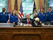 Usa-Iran, Trump: “Avanti tutta con blocco navale”. Teheran: “Vuole strangolarci”