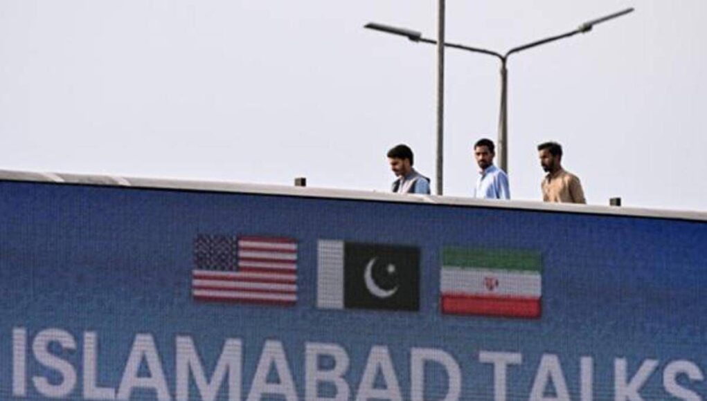 Usa-Iran, colloqui in salita. Trump: “Apriremo Stretto di Hormuz con o senza Teheran”