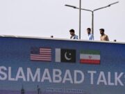 Usa-Iran, colloqui in salita. Trump: “Apriremo Stretto di Hormuz con o senza Teheran”