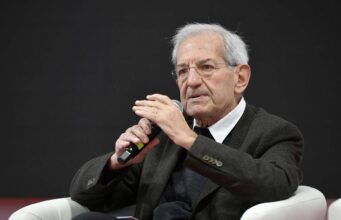 Violante spiega la Costituzione a BellaMà: “Grato alla generazione Zeta, non merita risposte banali”