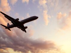 Voli a rischio? Aeroporti quasi a secco, cosa succede se Hormuz non riapre a breve