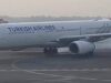 Aereo prende fuoco dopo atterraggio a Kathmandu in Nepal