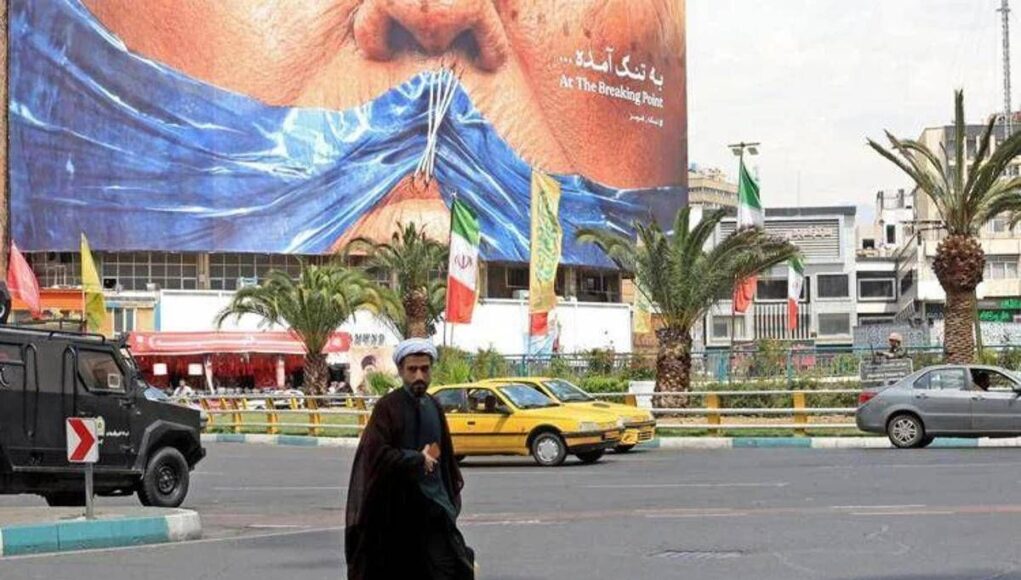 Attacco Usa nel Sud dell’Iran, Teheran minaccia basi americane