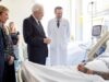 Auto sulla folla a Modena, cinque feriti ancora ricoverati: Mattarella e Meloni in visita