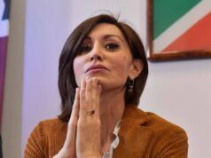 Bernini celebra gli infermieri: “Da 100 anni presenza essenziale”