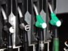 Carburanti, prezzi benzina e diesel scendono ancora: la situazione oggi