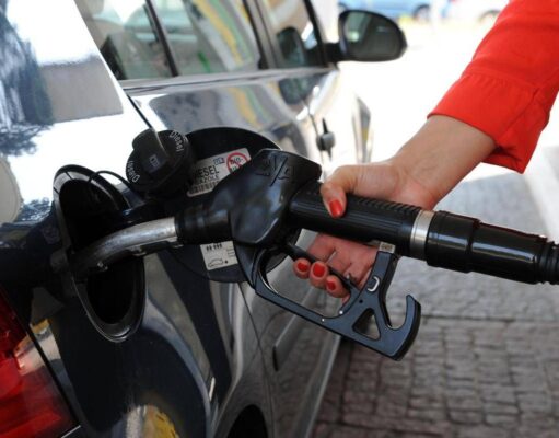 Caro carburanti, prezzi di benzina e diesel oggi: verde sfiora 1,9 euro al litro