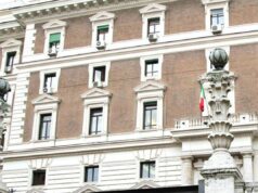Choc al Viminale, dipendente si lancia dal quarto piano e muore