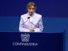 Confindustria, Meloni: “Subito cantiere comune per riforma radicale burocrazia in Italia”