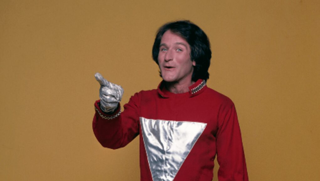 È morto Howard Storm, il regista di ‘Mork & Mindy’: aveva 94 anni