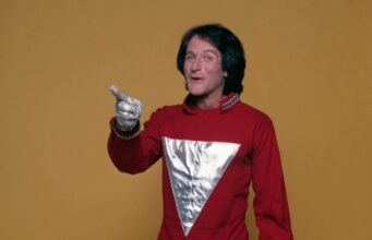 È morto Howard Storm, il regista di ‘Mork & Mindy’: aveva 94 anni