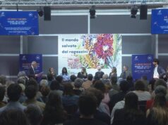 Ferrovie dello Stato presenta ‘Viaggiare con leggerezza’, antologia di autori