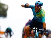 Giro d’Italia, Davide Ballerini vince in volata la sesta tappa. Eulalio sempre in rosa