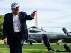 Iran, Trump: “Domani era previsto attacco, sospeso su richiesta dei leader del Golfo”