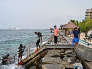 Italiani morti alle Maldive, missione internazionale finita: materiale recuperato consegnato a polizia