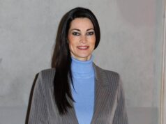 Manuela Arcuri, la separazione dal marito: “Colpa di entrambi, ci siamo dati per scontati”