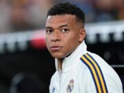 Mbappé, la vacanza in Sardegna fa infuriare i tifosi del Real: “Vattene”