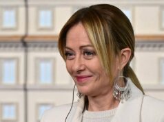 Meloni: “Hormuz deve riaprire senza pedaggi e restrizioni. Italia pronta a contribuire a navigazione sicura”