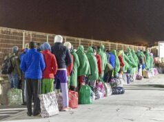 Migranti, neonata morta per ipotermia dopo sbarco a Lampedusa