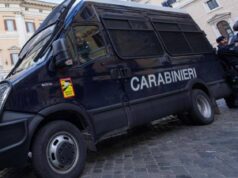 Traffico di droga, estorsione e armi: sgominata associazione a Roma vicina a clan Senese