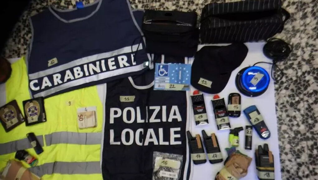 finti poliziotti finti poliziotti
