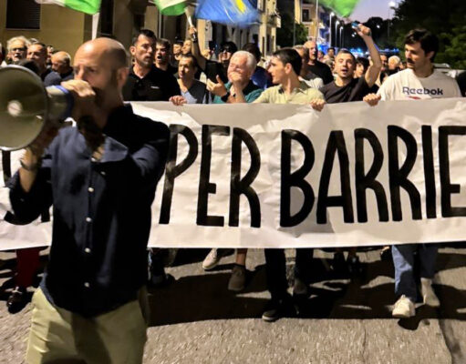 Tensioni a Torino: Barriera difende la sicurezza barriera torino manifestazione
