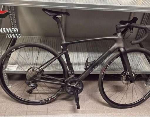 Turisti nel mirino al Valentino: presa straniera bici rubata