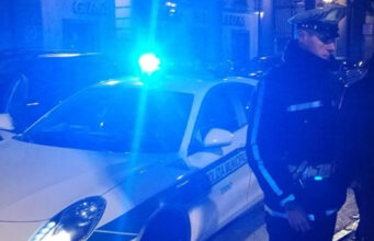 Torino, taxi abusivo fuori discoteca: auto sequestrata a senegalese vigili torino