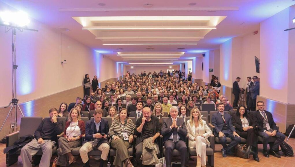 Abodi: “Con approvazione legge delega passo importante per politiche giovanili e servizio civile”