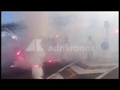 Cortei Genova, studenti e lavoratori uniti: “”Fermare le armi non è reato””