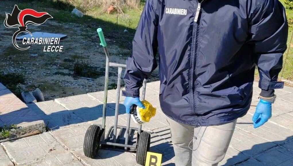 Lecce, anziano trovato morto in un pozzo a Torre Rinalda: fermato un 32enne